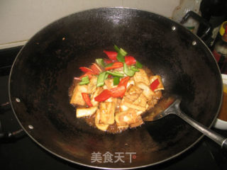 布包豆腐炒肉片的做法步骤：8