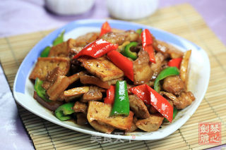 布包豆腐炒肉片的做法步骤：10