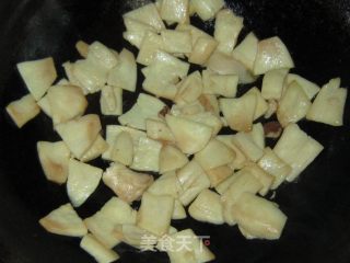 洋葱杏鲍菇培根披萨的做法步骤：8