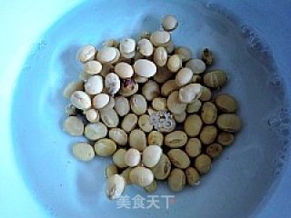 强身健体豆浆---南瓜紫薯豆浆的做法步骤：2