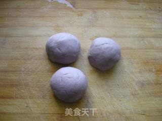 紫薯肉松麻花卷的做法步骤：5