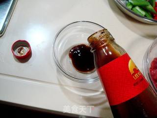 家常菜“蚝油黑椒炒牛肉”的做法步骤：4