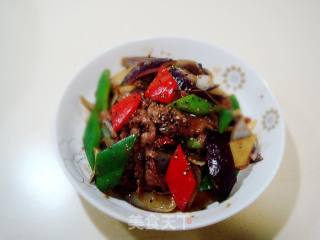 家常菜“蚝油黑椒炒牛肉”的做法步骤：9