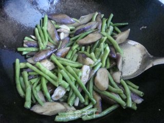 豆角炒茄子的做法步骤：9