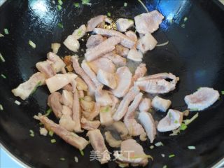 猪肉烧芋头的做法步骤：5