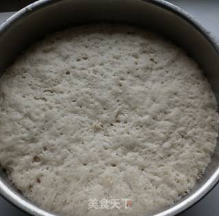葱花锅盔的做法步骤：1