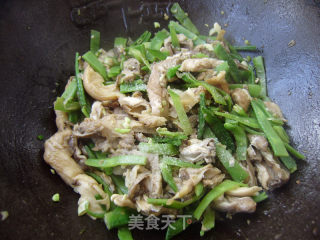 家常菜----扁豆炒鲜蘑的做法步骤：7