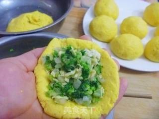 【简单制作的花样饼大全】乡村特色---玉米快菜贴饼子的做法步骤：18