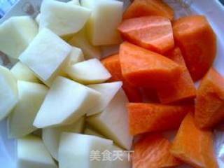 咖喱鸡腿的做法步骤：2