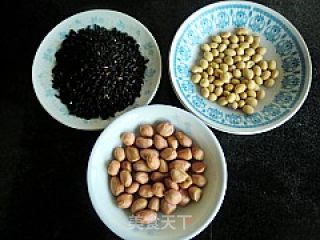 缓解疾病豆浆---花生紫米豆浆的做法步骤：1