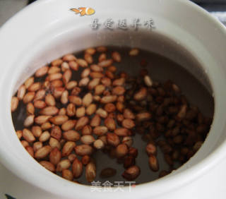 话梅花生粥的做法步骤：5