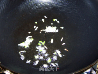 这个味道刚刚好--榨菜炒苦瓜的做法步骤：4