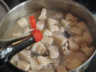 百叶结烧五花肉的做法步骤：4