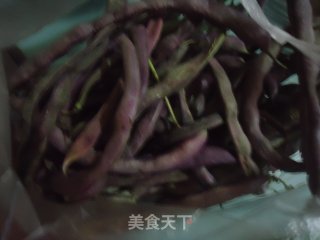 翅尖烧豆角的做法步骤：2