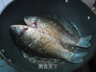 吉庆红烧鱼的做法步骤：5