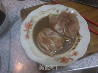 照烧鸡腿饭的做法步骤：1