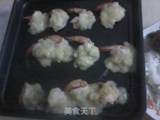 微波炉土豆泥芝士烤虾的做法步骤：6