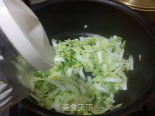 白菜粉丝汤的做法步骤：4