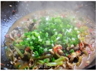 鱼香肉丝的做法步骤：8