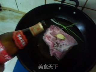 电饭煲版<=>梅菜扣肉的做法步骤：5