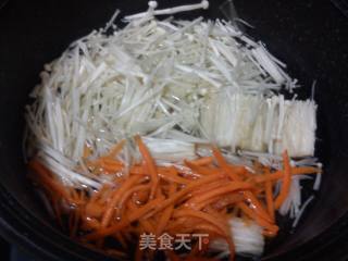 凉拌金针菇的做法步骤：3