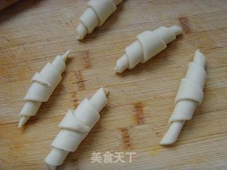 牛角面包的做法步骤：6