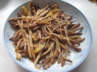 黄花菜蒸肉饼的做法步骤：5