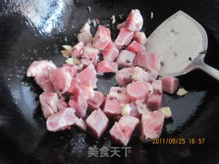 肉块炖土豆的做法步骤：5