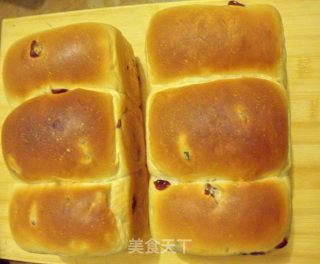 每一口都是酸酸甜甜的享受----蔓越莓吐司的做法步骤：12