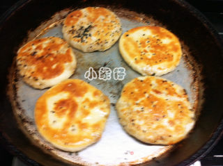 猪肉馅儿烤饼的做法步骤：10
