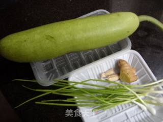 平淡生活-----清炒葫芦的做法步骤：1