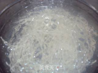 芹菜炒粉条的做法步骤：4