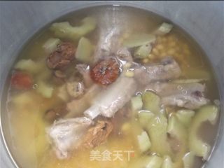 清热坠火 苦瓜蚝豉黄豆排骨汤的做法步骤：6