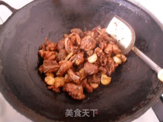 板栗烧鸡的做法步骤：8