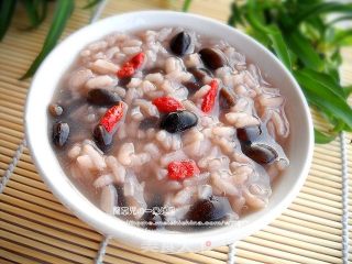 枸杞黑豆粥的做法步骤：6