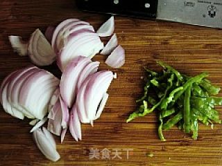 简单家常菜---洋葱炒牛柳的做法步骤：7