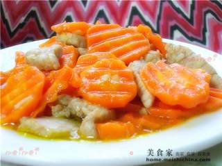 家常菜肴@@萝卜炒蒜香肉片的做法步骤：9
