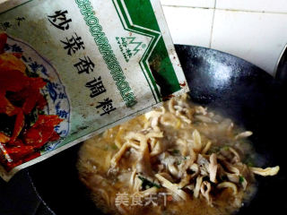 平菇烧肉的做法步骤：5
