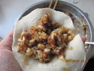 白菜香菇肉包子的做法步骤：9