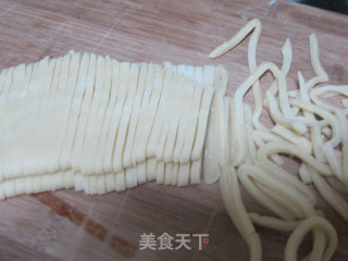 香菇肉丁鸡蛋面的做法步骤：10
