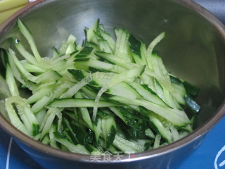 香菇肉丁鸡蛋面的做法步骤：12