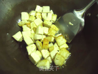 老干妈烧豆腐的做法步骤：5