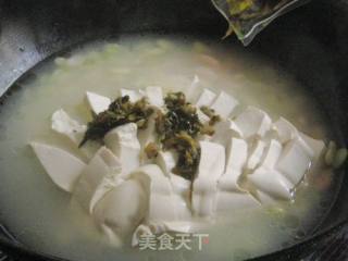 虾干酸菜豆腐汤的做法步骤：5