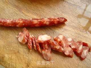 腊肠油菜的做法步骤：1