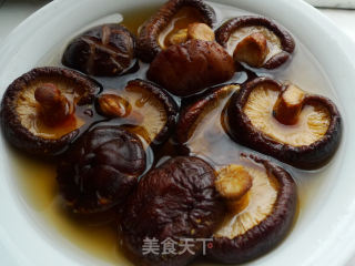 腊肠油菜的做法步骤：2