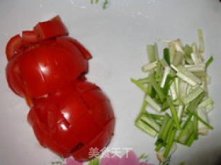番茄炒豆渣的做法步骤：1