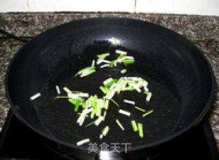 番茄炒豆渣的做法步骤：3