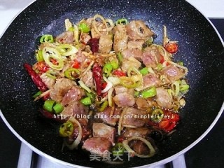 尖椒牛肉夹馍的做法步骤：5