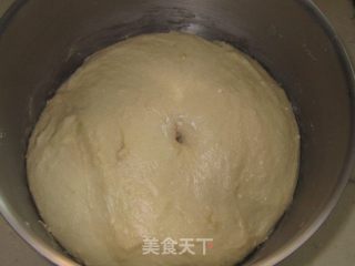 泡着椰浆烤的椰蓉面包的做法步骤：5