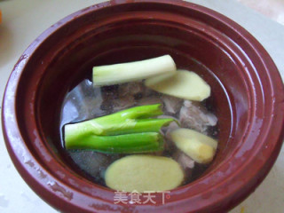番茄烧牛腩的做法步骤：3